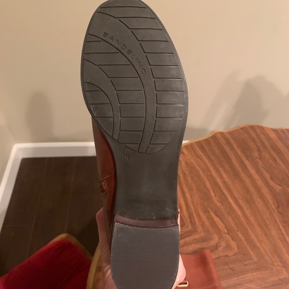 Bandolino Brown Boots - Picture 5 of 6